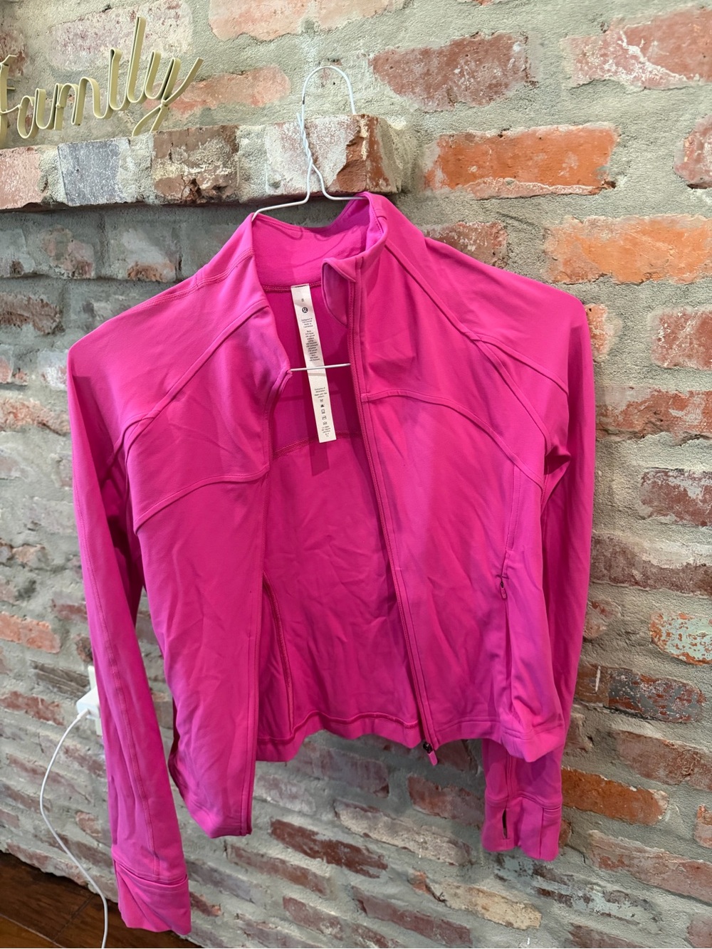 lululemon Nulu Cropped Define Jacket sonic Pink Size 8